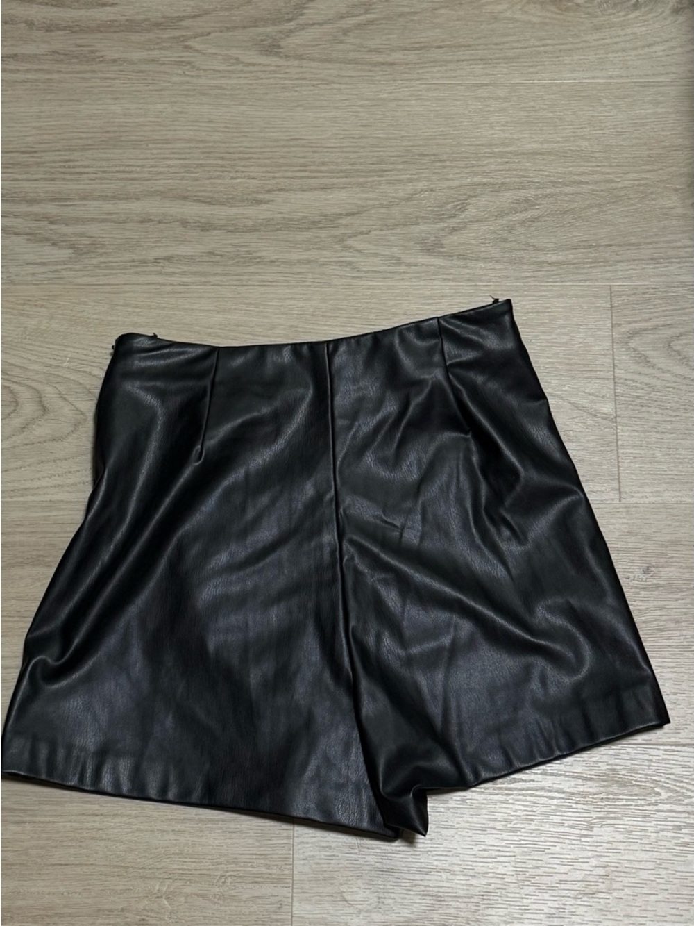 Zara Black Skirt with Branded Waistband - Picture 4 of 6